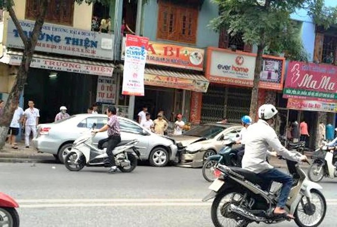 Hai vụ tai nạn giao thông liên hoàn tại Huế - ảnh 1